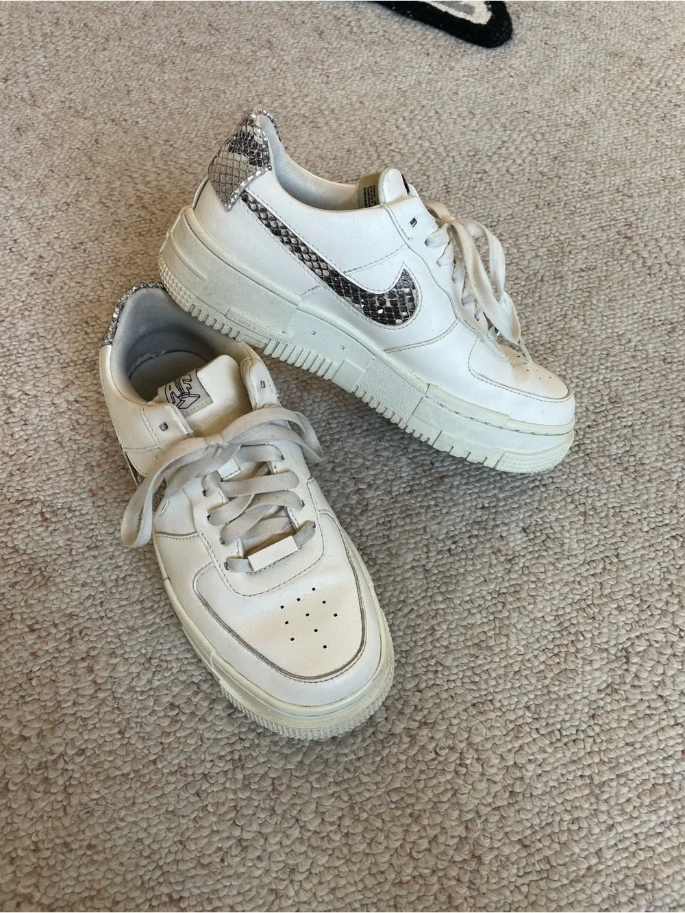 Nike AF1 White Platform Sneakers with Snake-Print Swoosh Everyday Staple Trendy - Picture 7 of 14